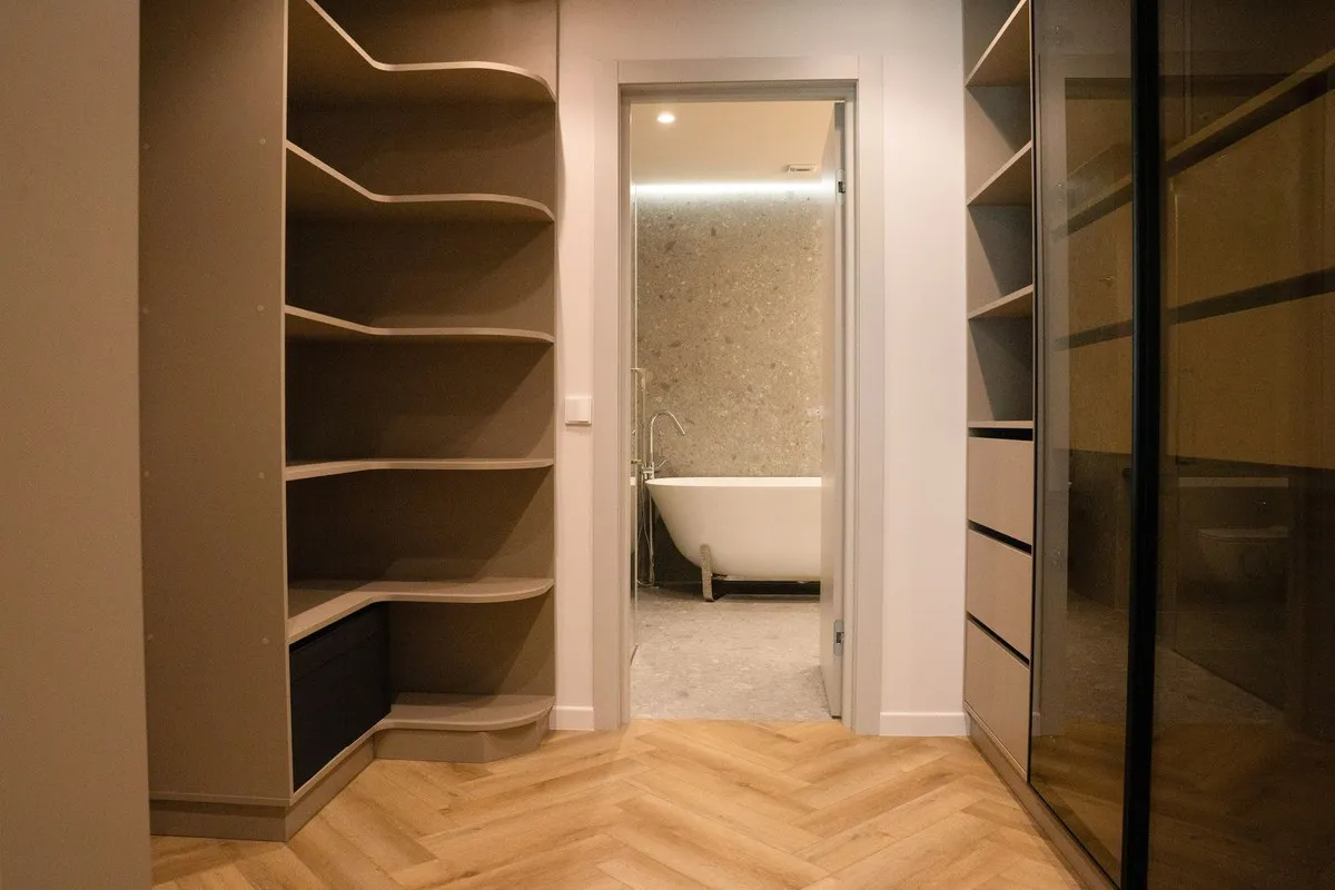 aff1ad12-5b1c-470e-b7a3-f35e09a89b47