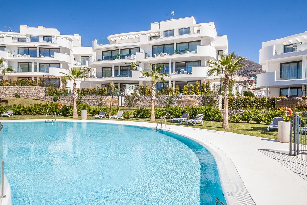 b304b94a-2b9a-4103-8c2d-688c665afc7a