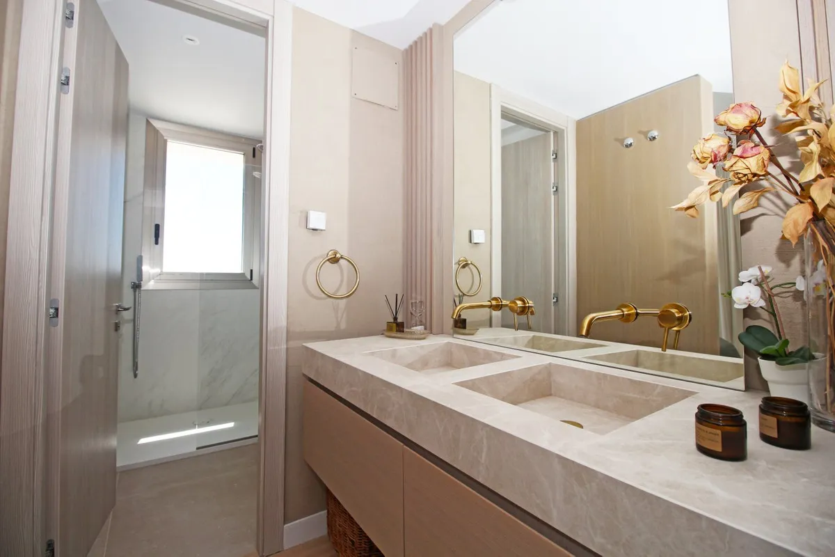 38bcadb4-c9e7-47d7-b6ae-efa145994306