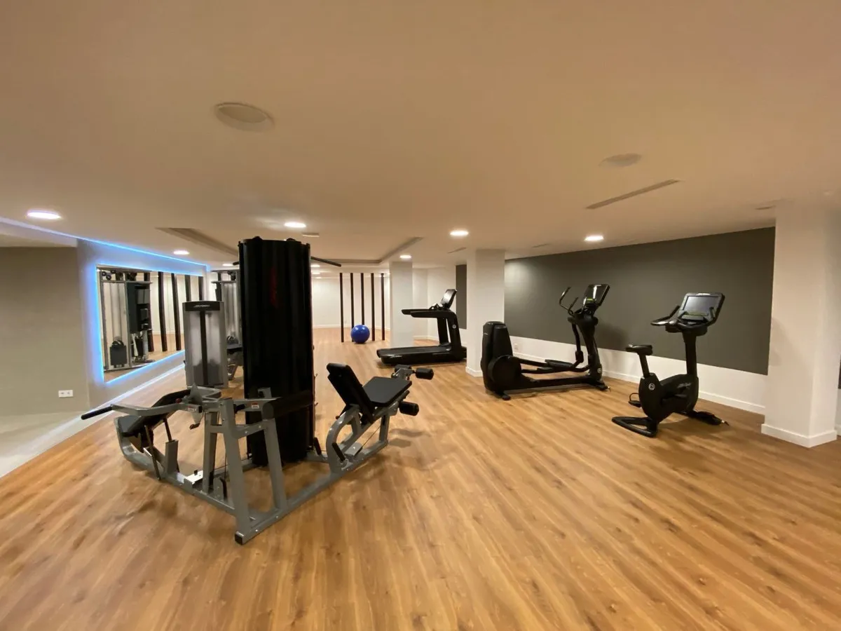 ee22c5da-da9c-4d01-a43d-2c3db765075c