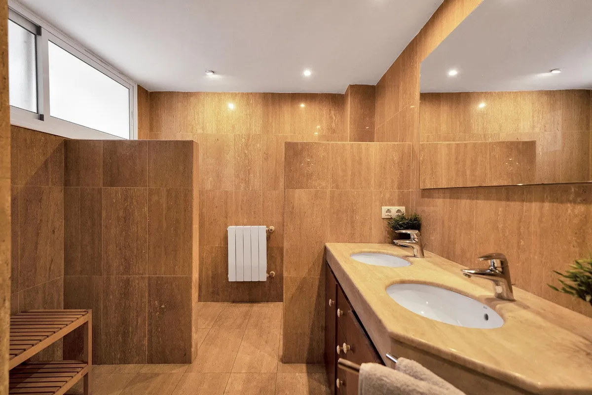 13169145-a975-462f-b492-a39ea5aa219a