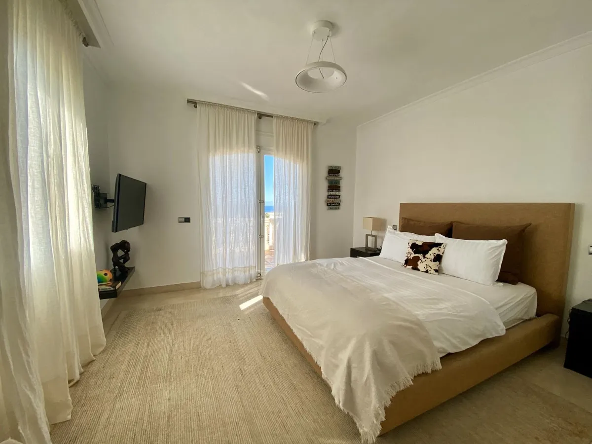 a18ad3f7-20dd-4f1f-9333-f756b12b0782