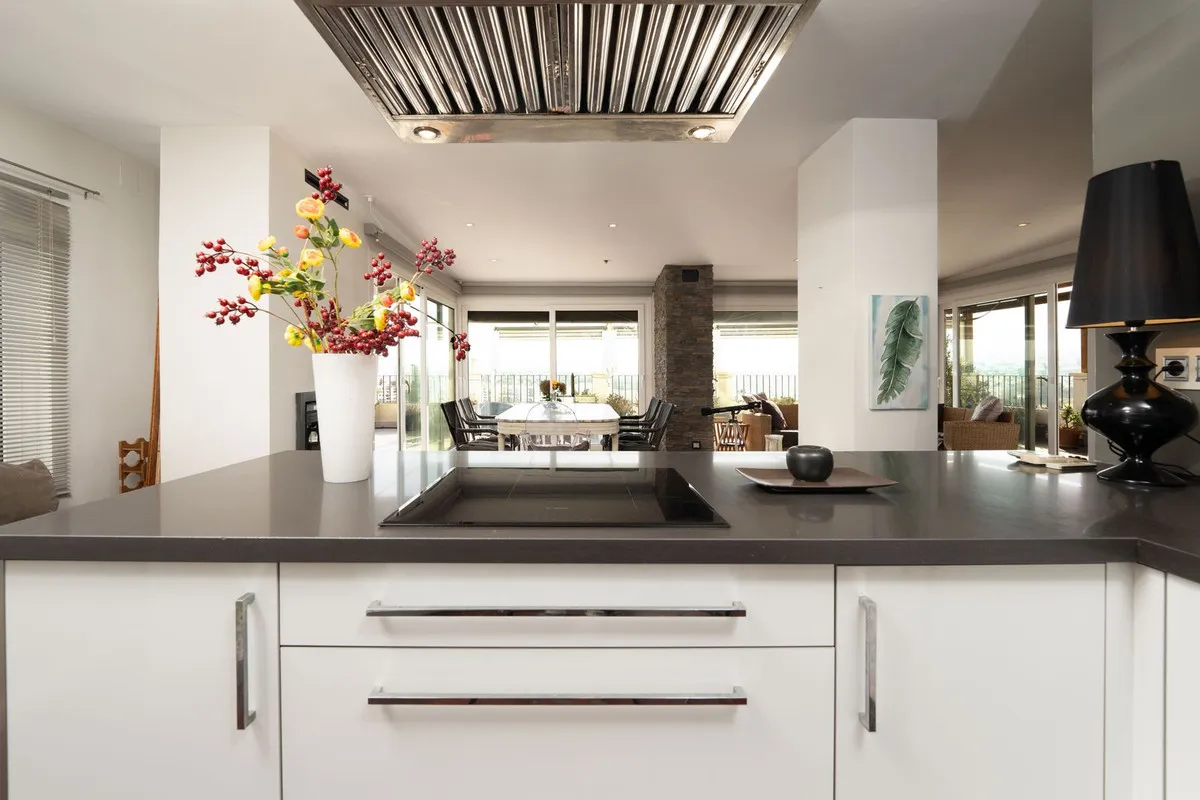 bb66a392-f860-40b2-91fa-b359e92c5945