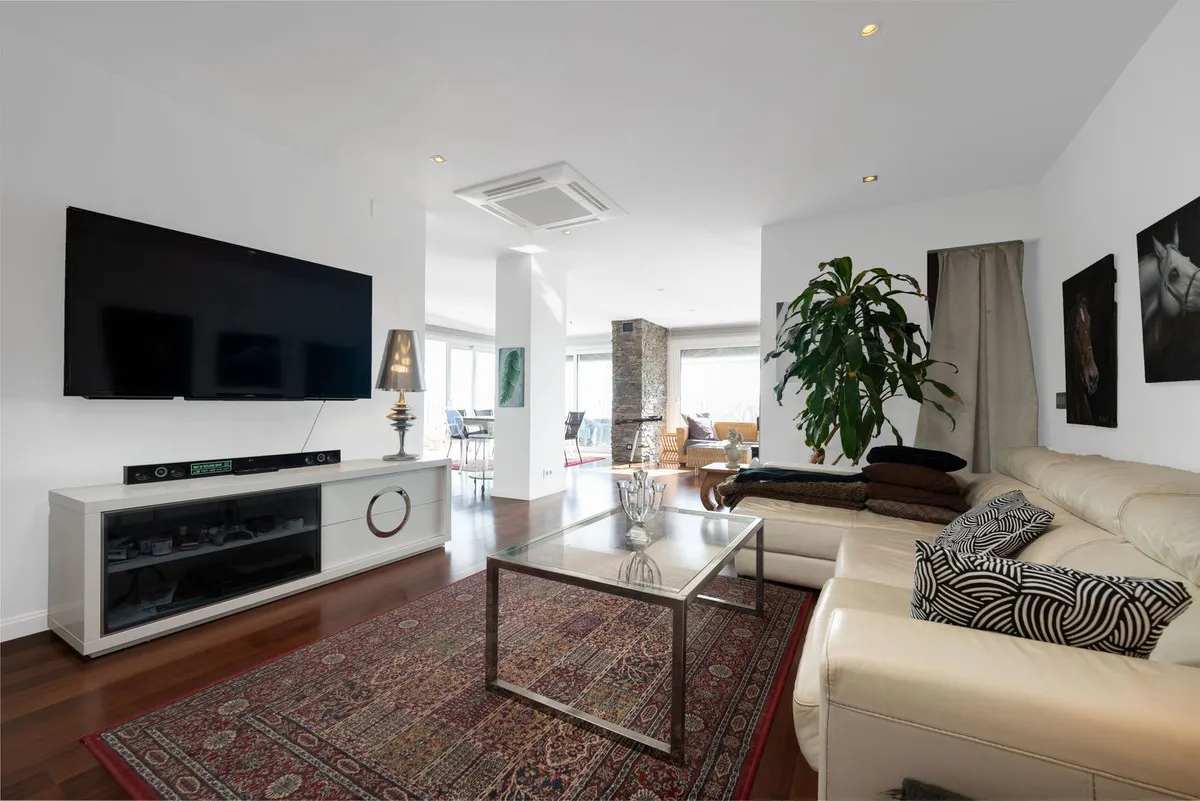 e68eae79-a397-442a-9761-ba8855834e0d