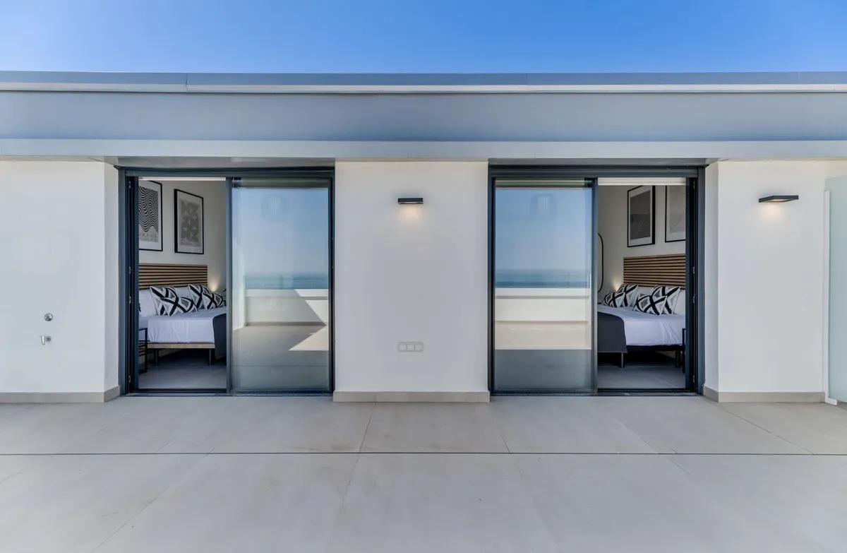 381c7949-732e-43aa-9c69-7fcadd6644c3