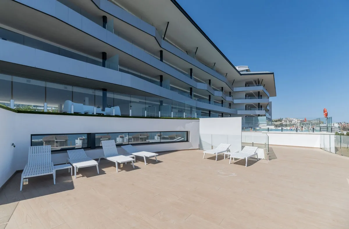 8c5779b8-2075-4289-a0ef-aba52c5f8356