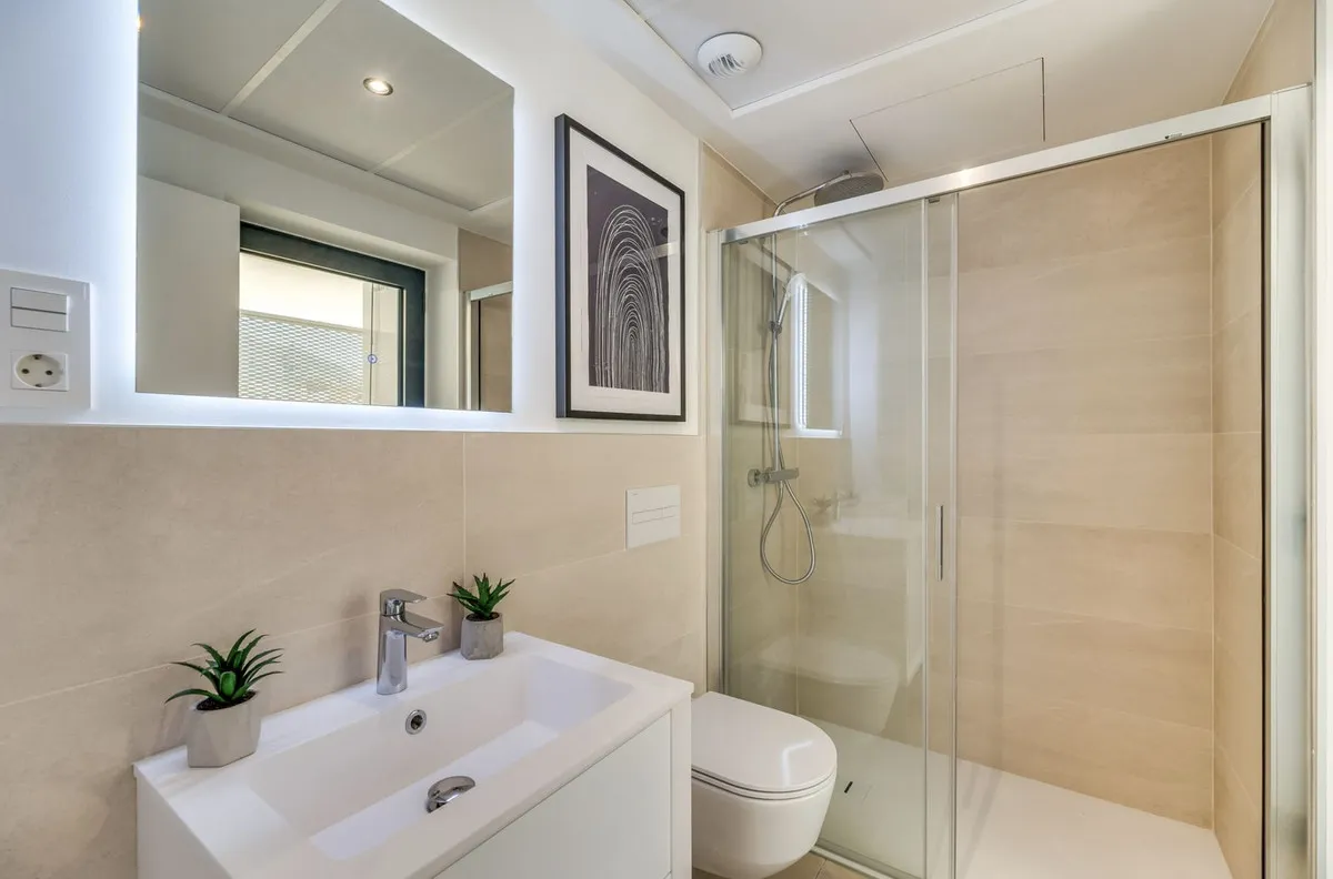 9c703f26-c751-4200-8fe8-9b699cba454b