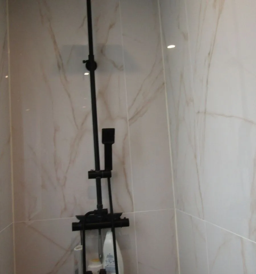 42c13e09-7501-452a-b645-24f26dd79486