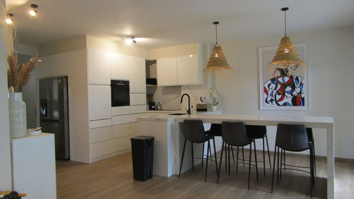 a9c543b1-9db2-4f7c-9d79-37ddf1ac4eae