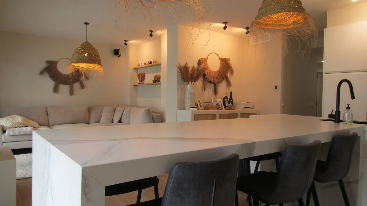 fa4b6416-11b1-4842-ac7b-13b3d318a655