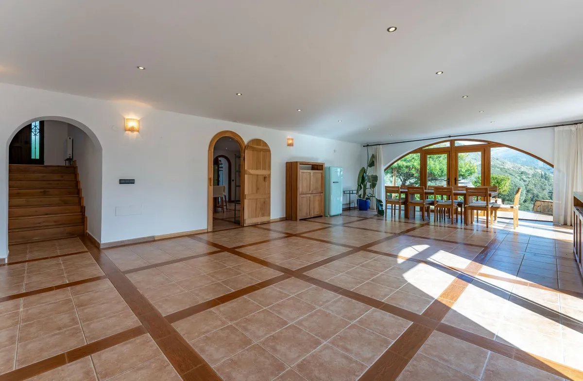 0865a1c7-cdd5-4bda-9375-e9d12c0e3762