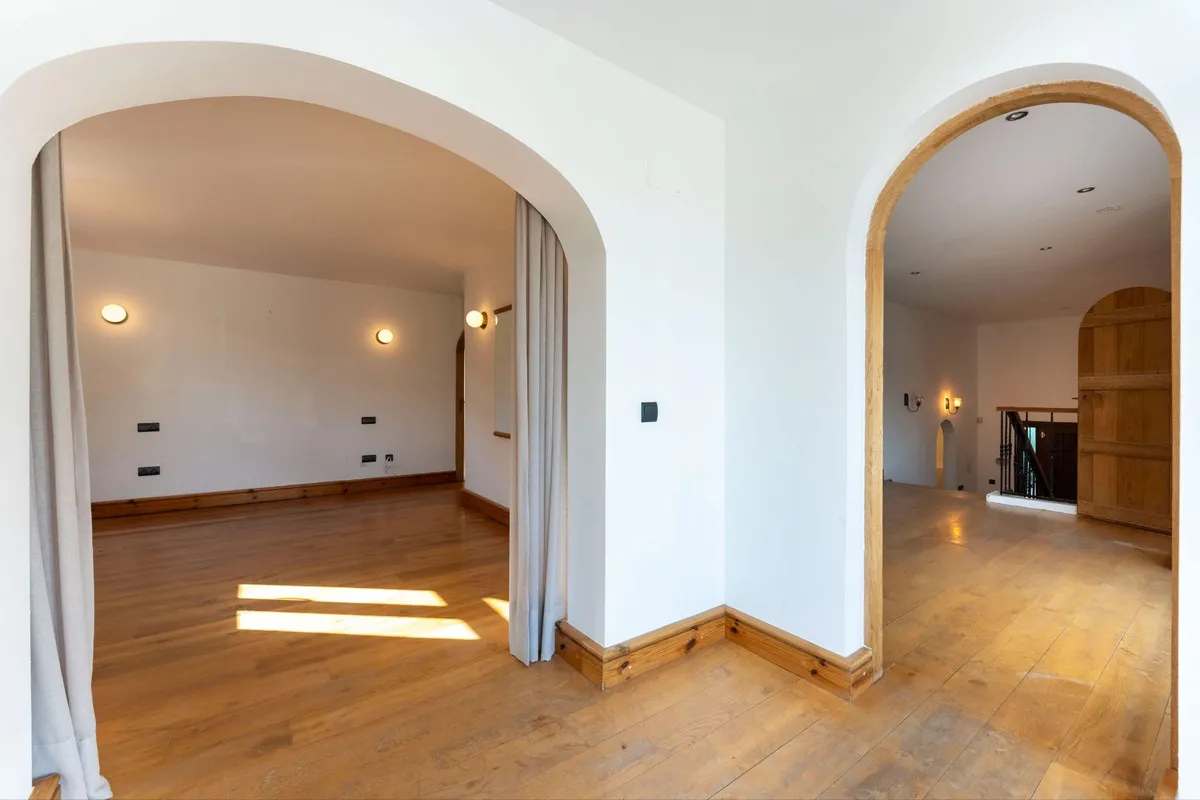 4023af5b-ea79-435c-85de-3de488377525