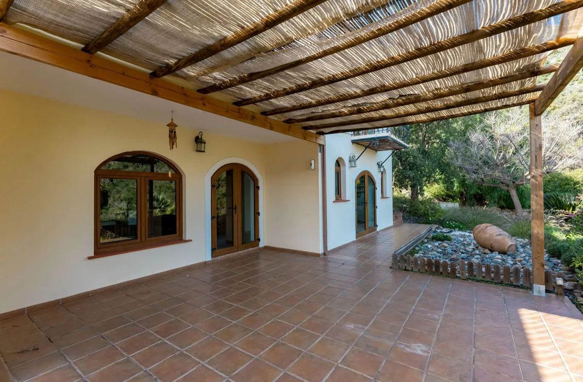 6390b381-fd74-4503-88e7-98f41153f2cd