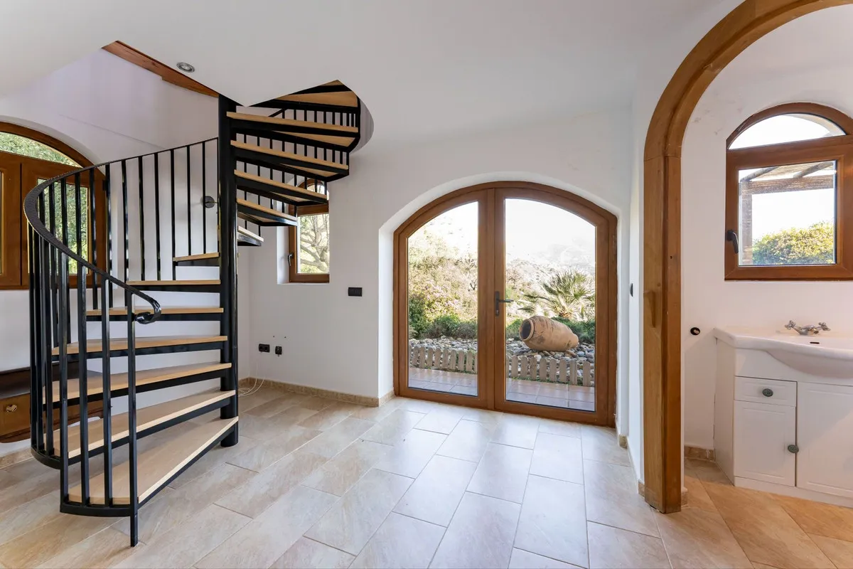 7a73ea2e-aa83-40e5-878d-69de3ac40f41