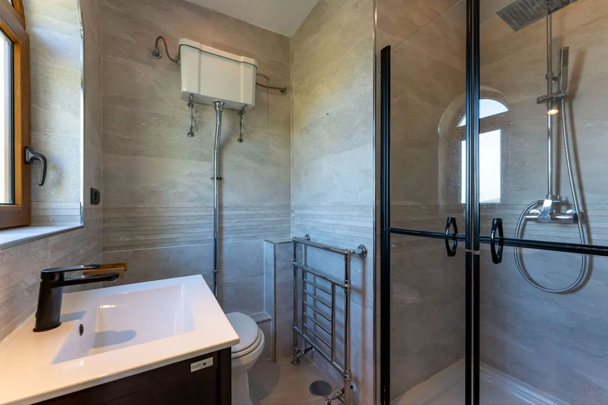 96e8d206-8a0f-4d6b-9bd5-a3767d82b3ea