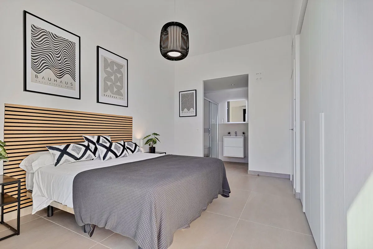 5e53eaf9-132a-41fb-8041-9b1272111559