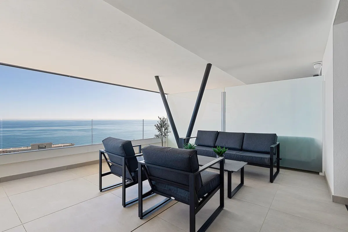 dd8bbe13-6e93-43e7-b318-9f60bfe23e81