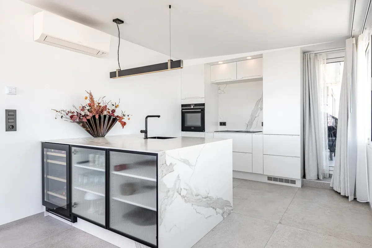 0246d89f-ec28-40aa-ada2-eb45ba3f98ab