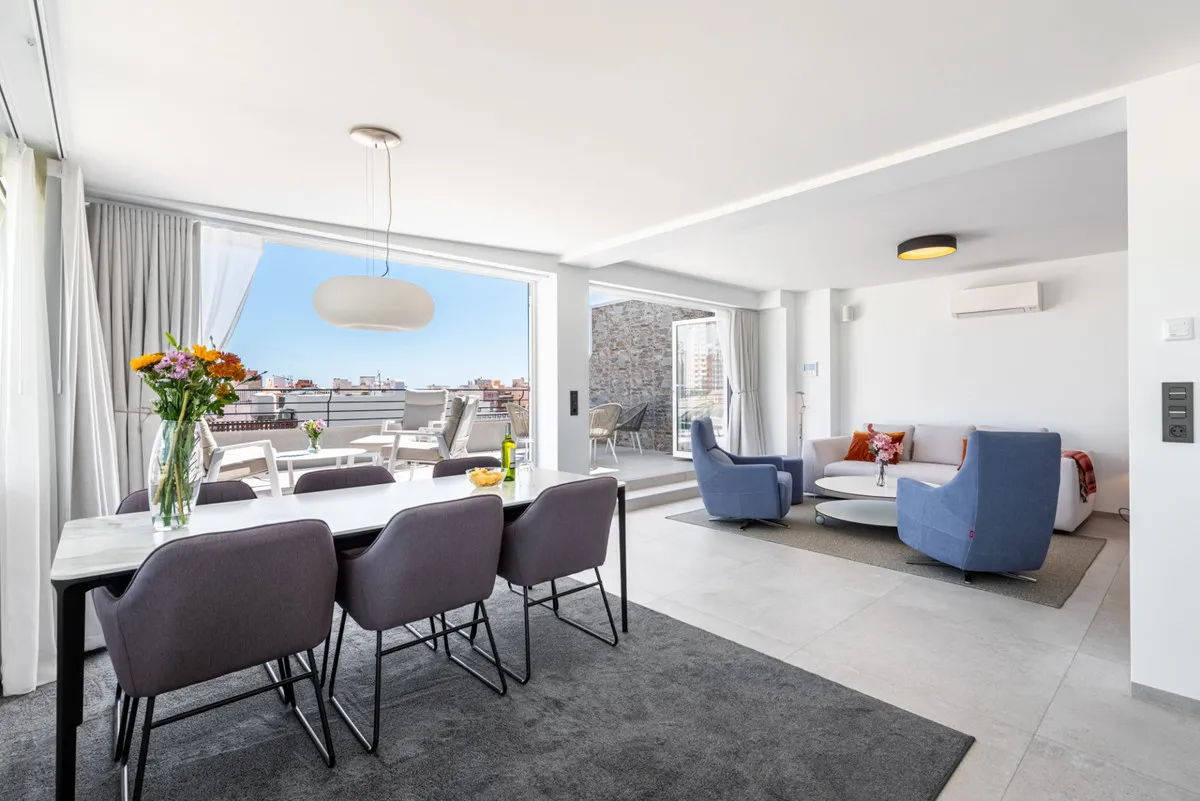 ccf51178-4c35-41e8-a24d-e3bc27b1ef50