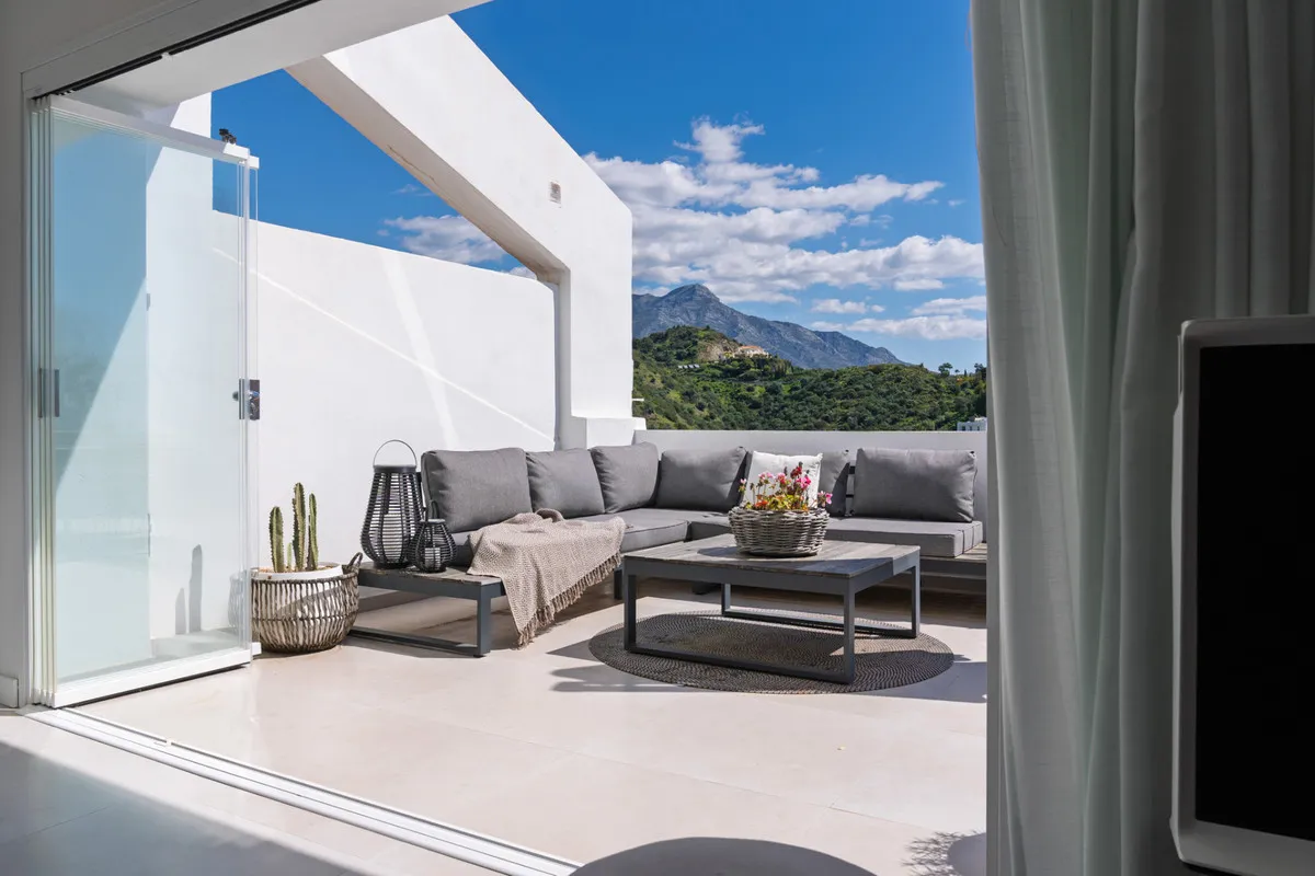 4acfaaea-ef01-40d2-9a23-5c2ad63e8336