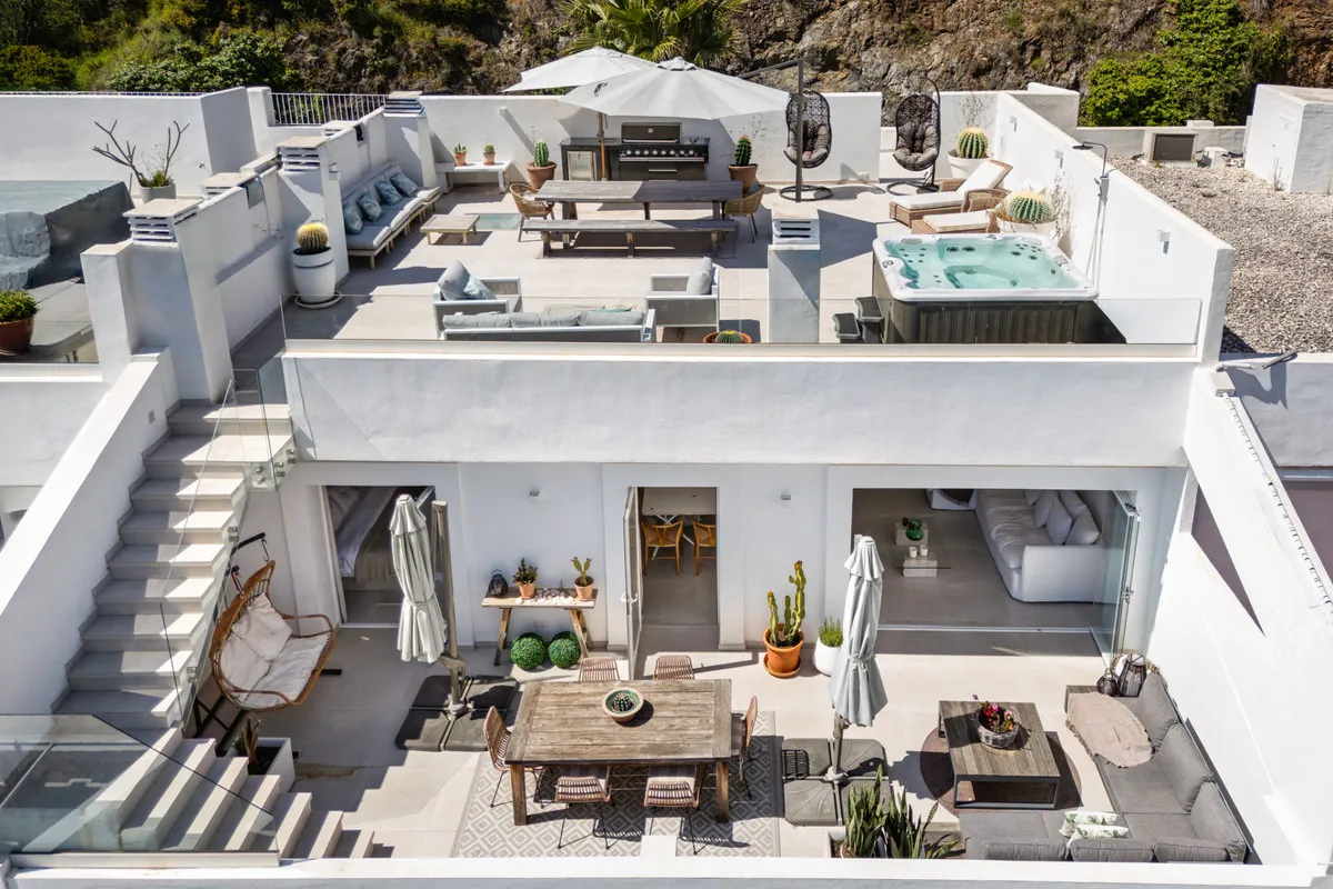 87dfd4c2-49e6-4fa6-8b29-f5a445d75b05