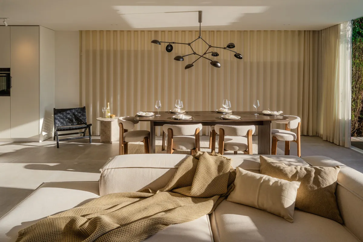 594a5d1d-d70a-437f-80c9-532f118d300f