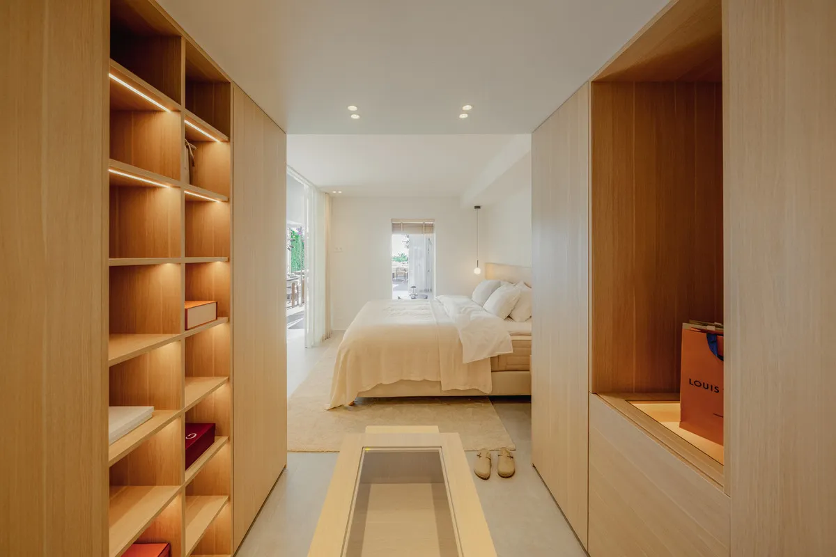 c34b65b0-5176-4379-bf59-48e093549198