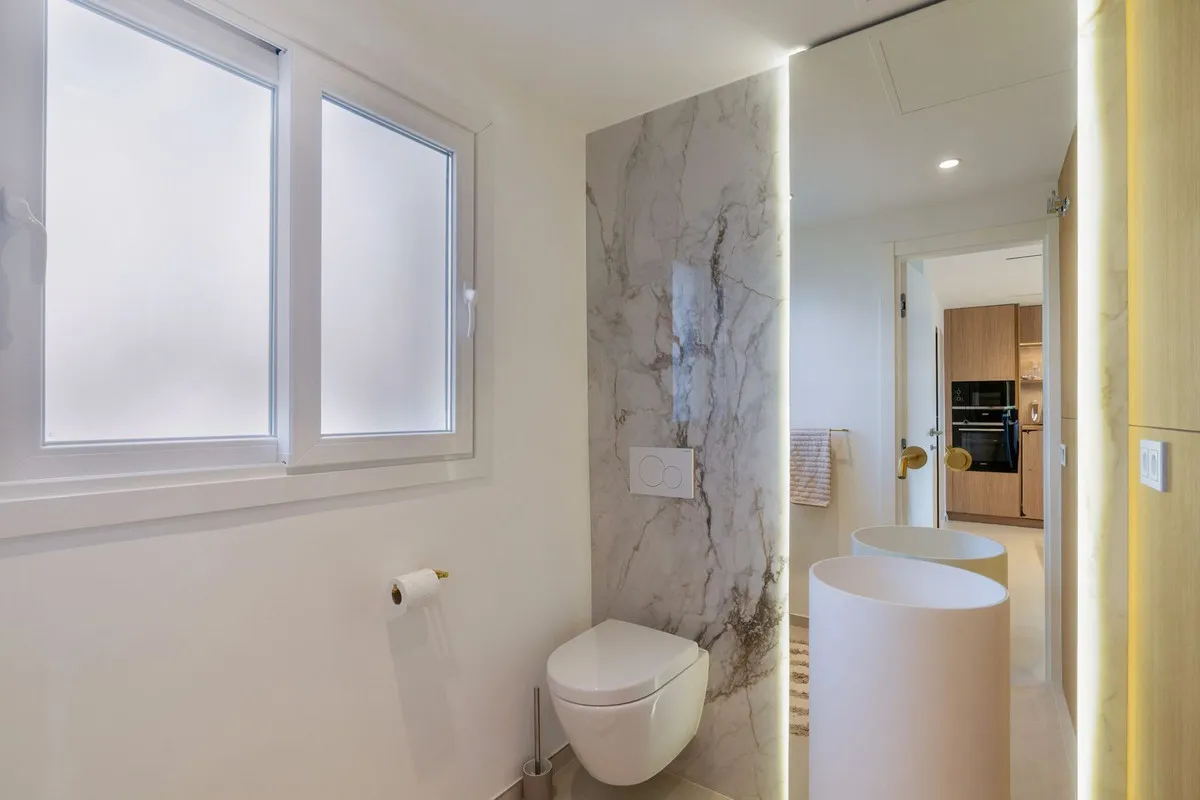 12e2d22d-e4f7-4841-98f4-b7304e056719