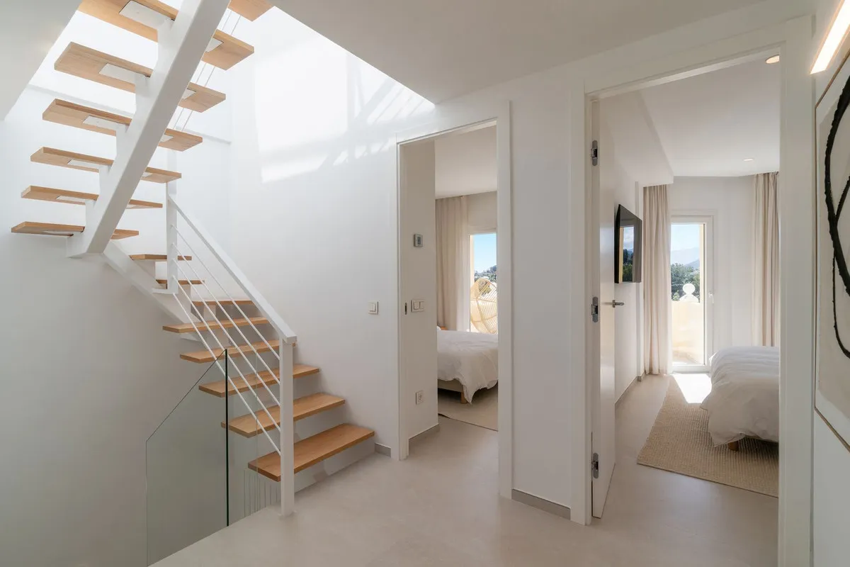 2eead48c-a61b-42d7-b0ea-79fb42bb1568