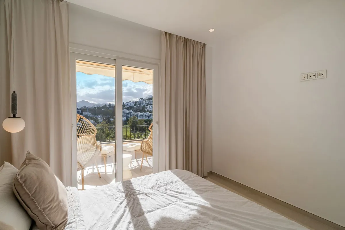 82e485db-9ff8-4793-8985-f3128422a095