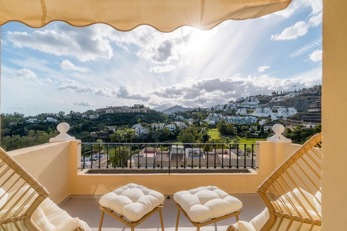 9bd6db78-ba75-4b22-8096-01bac2ca0bec