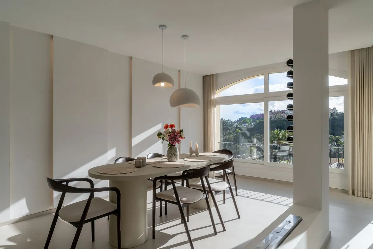 ead321af-008e-4328-b7a1-5bc42259c5fc