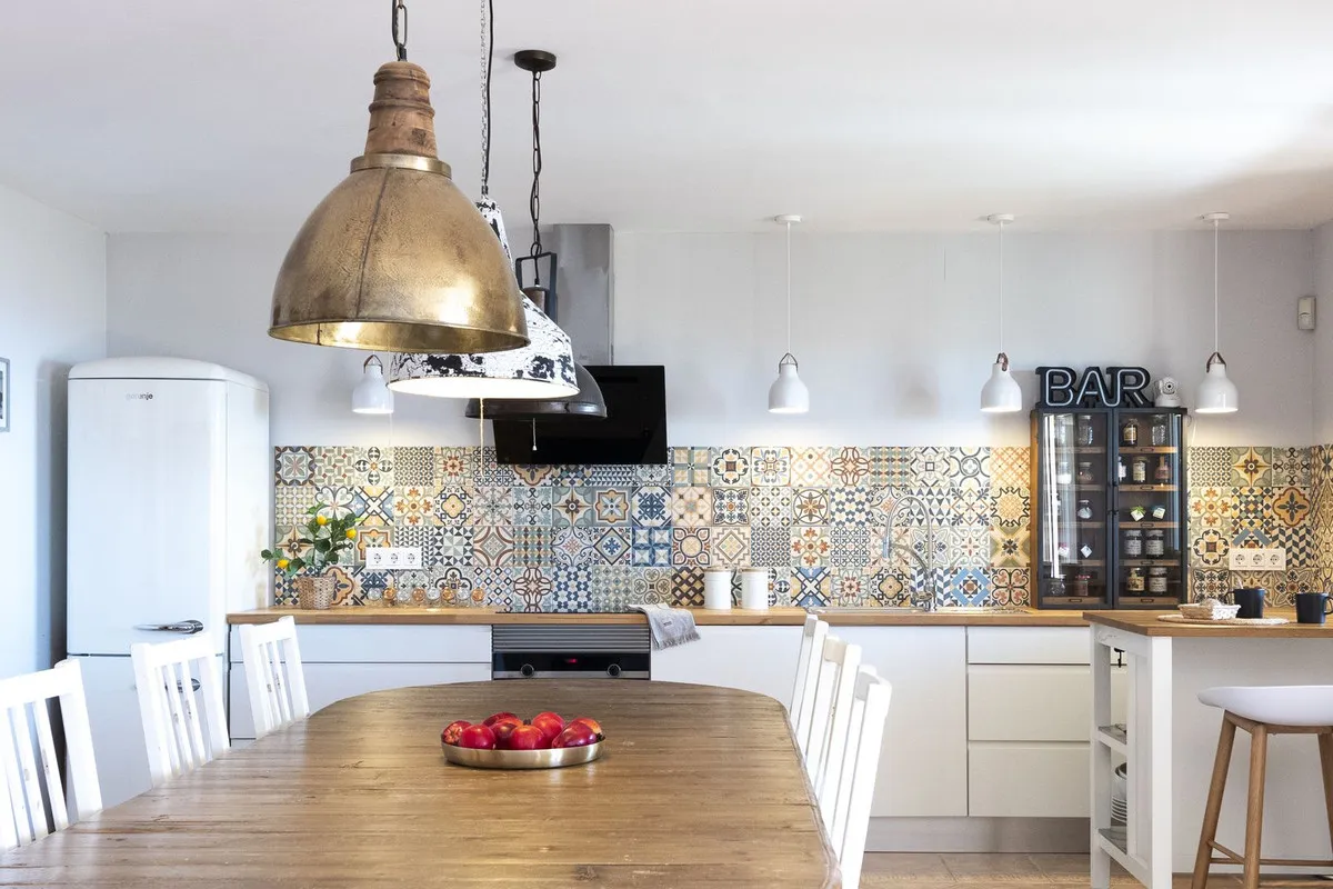 3caa5231-03a1-4e2b-a76c-2469a8826097