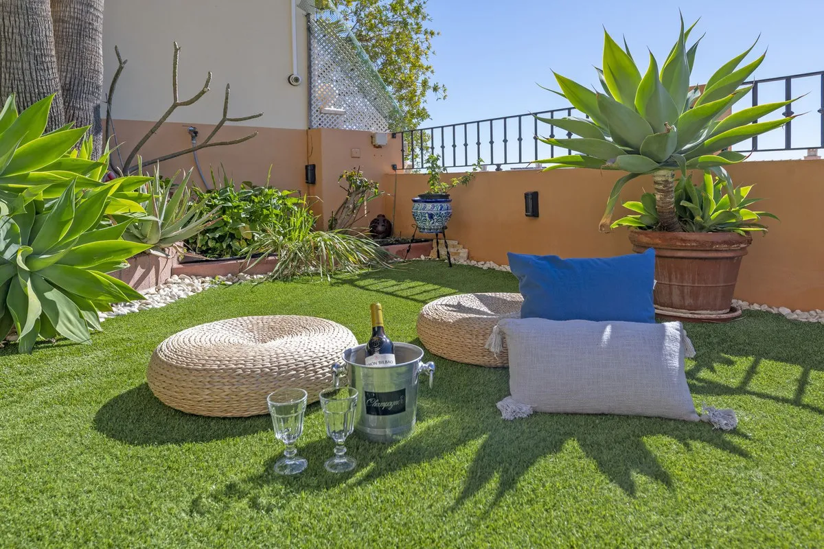 4ca06b94-0d8a-463c-8ef7-744cdd7ee367