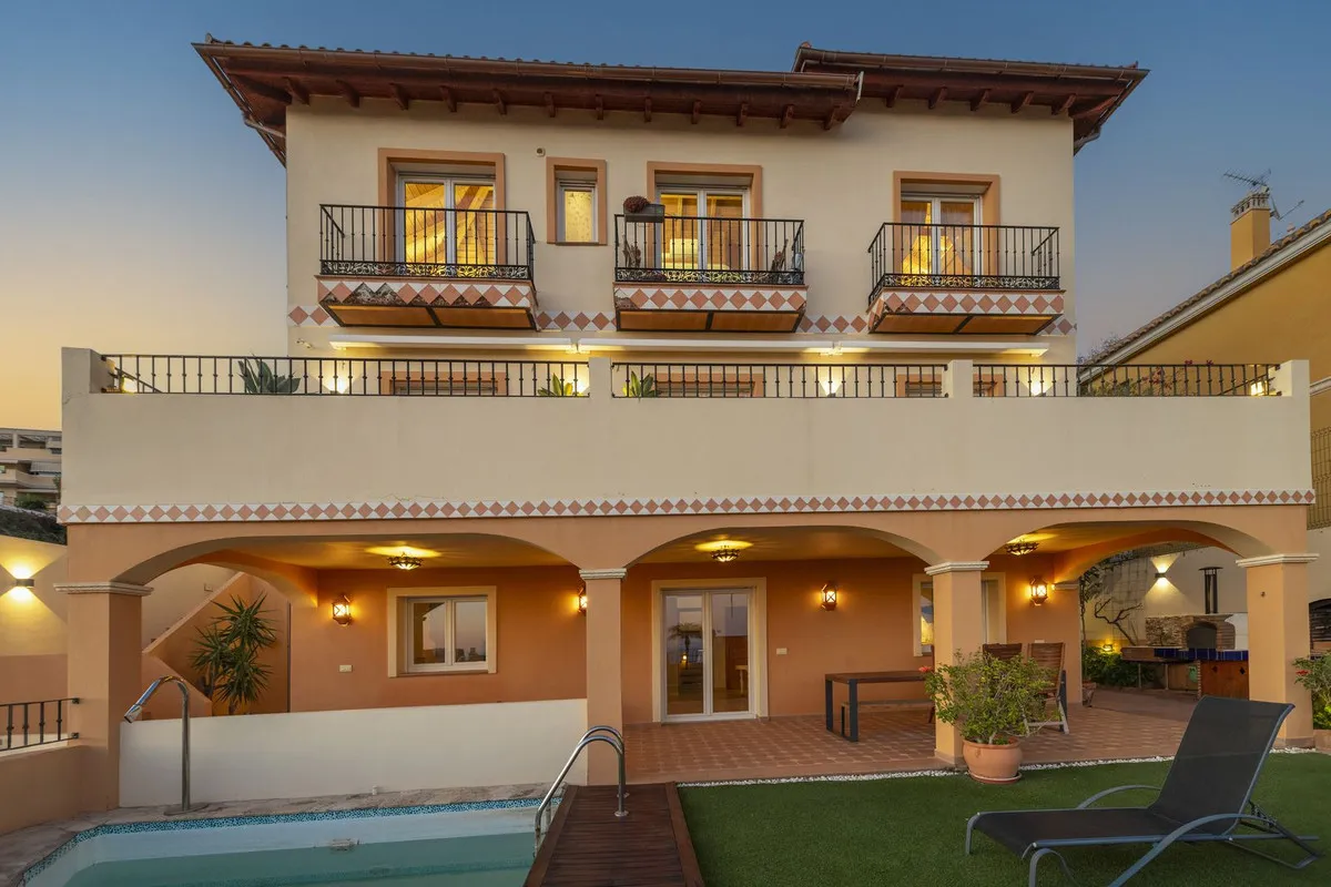 75a9af00-2d7e-474f-92e0-8c8392323e68