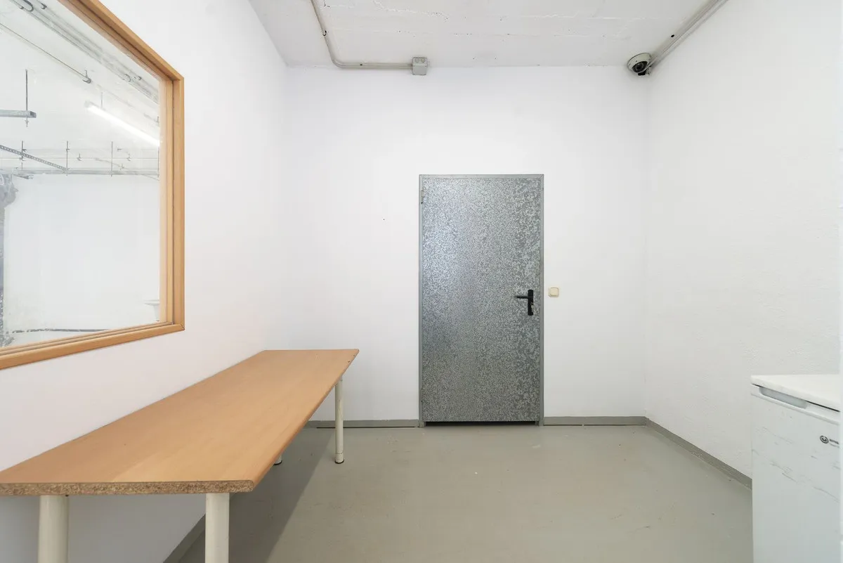 920bbe63-2fa0-4b88-bc0f-8a6de1a189e8