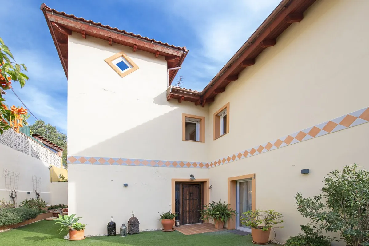 a2e573a4-c829-4409-8693-f50341ebcac7