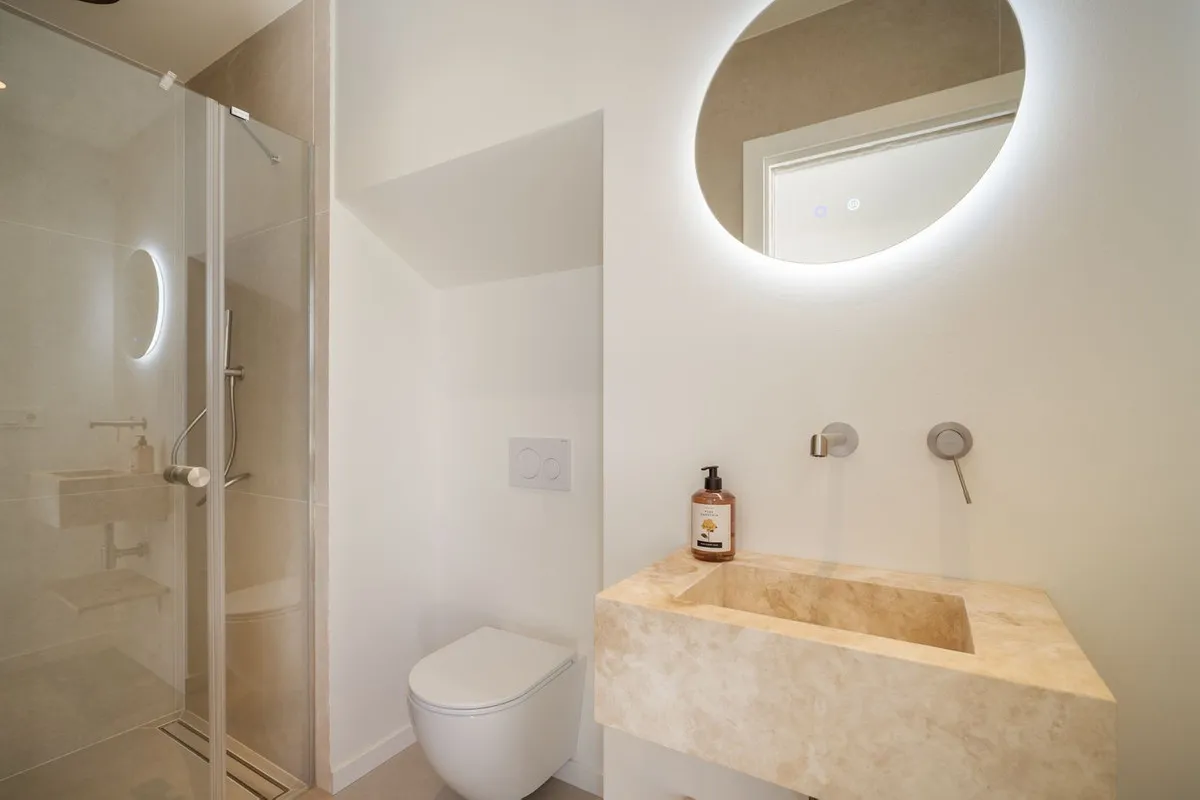 e212cf78-3360-4409-80fe-d4d4f110b4a8