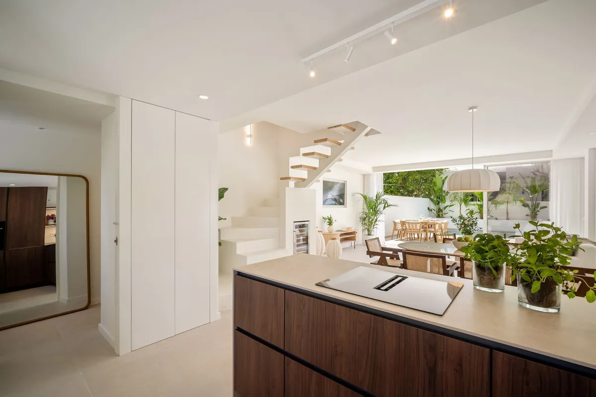 eba04e2d-3db7-4ced-a09c-bbdc202b85a4