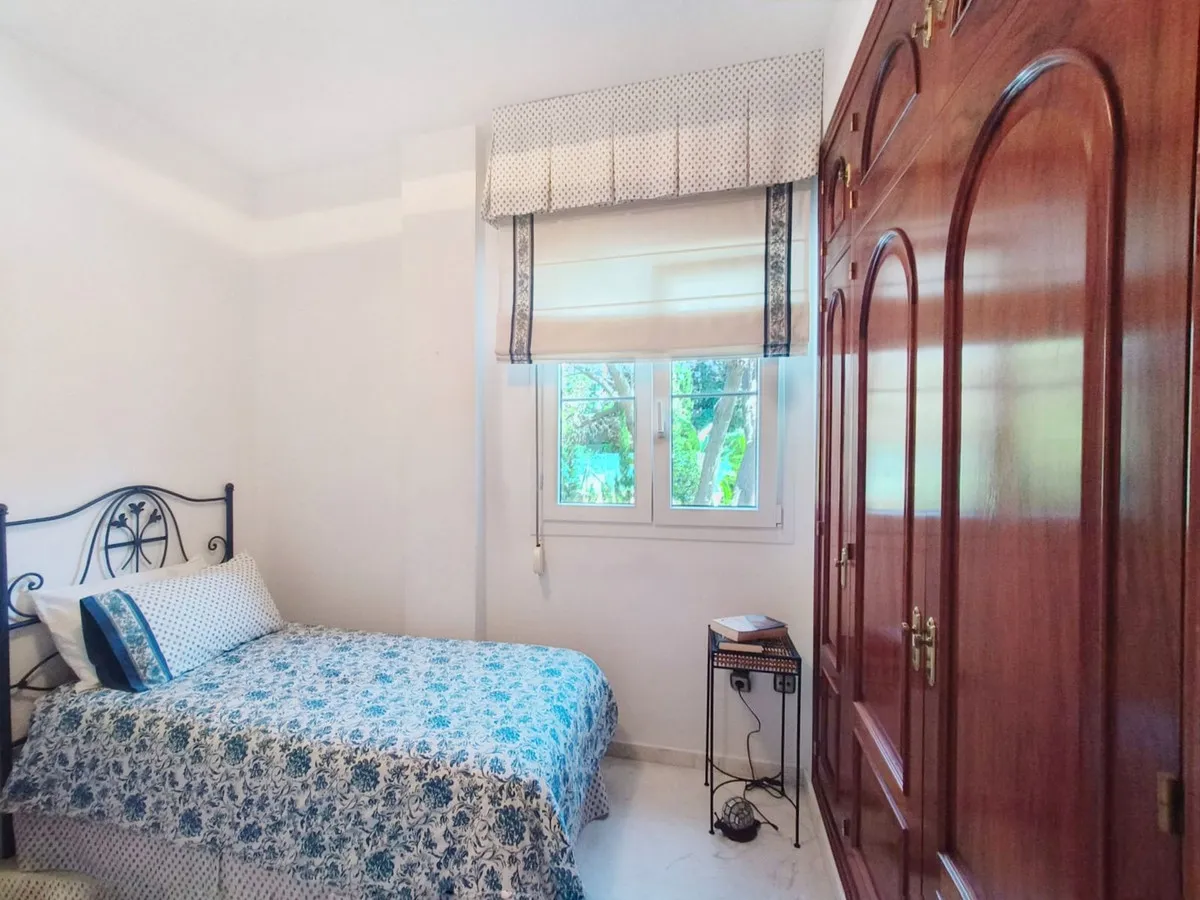 f40b5a43-c37b-4111-9c4c-5690ac6322e6