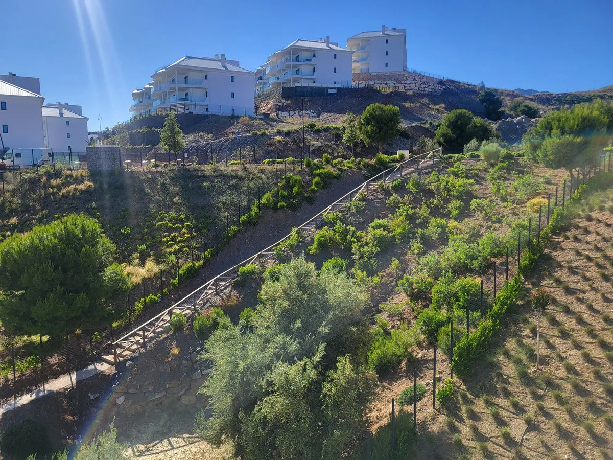 a5049713-99af-45dc-a5ca-871d476c1414