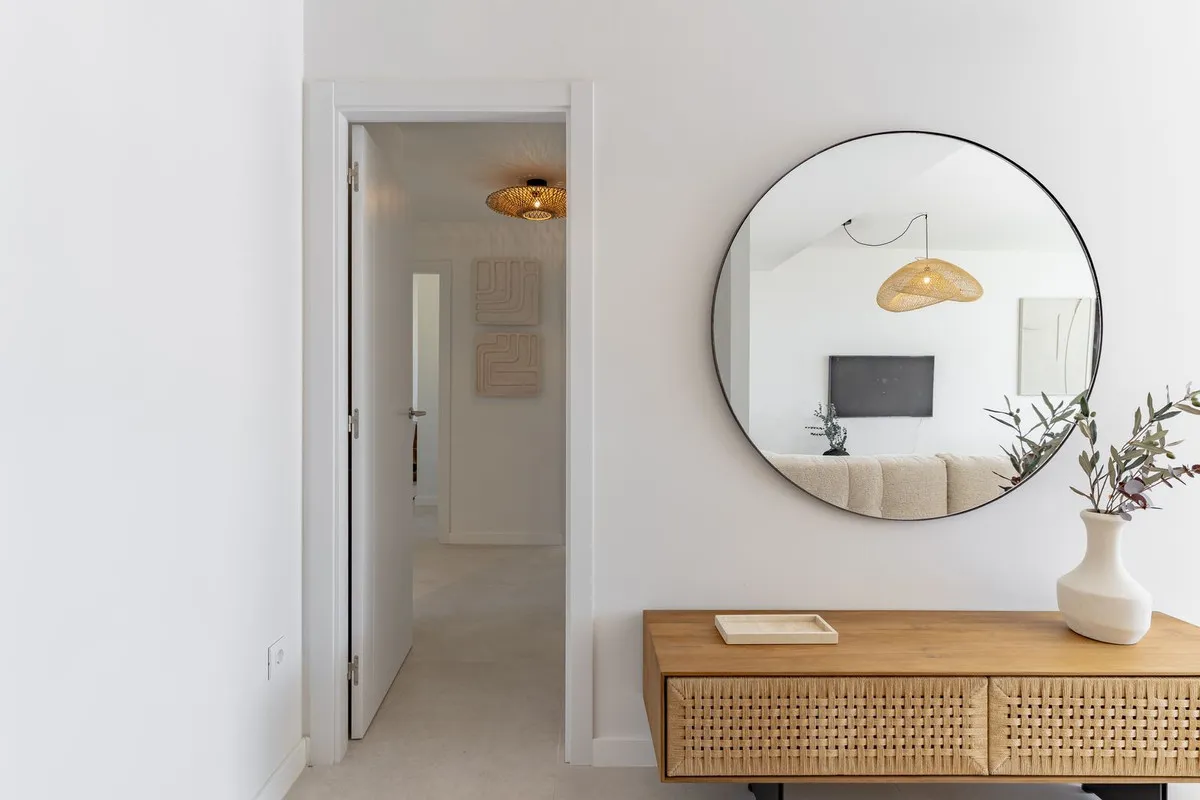 079a7f9e-dd94-46e6-8f45-b5ad8c40bfba