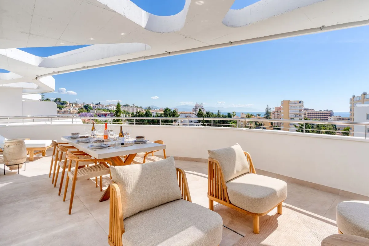 1743823f-a8d7-49ff-a8a3-f6496743810f