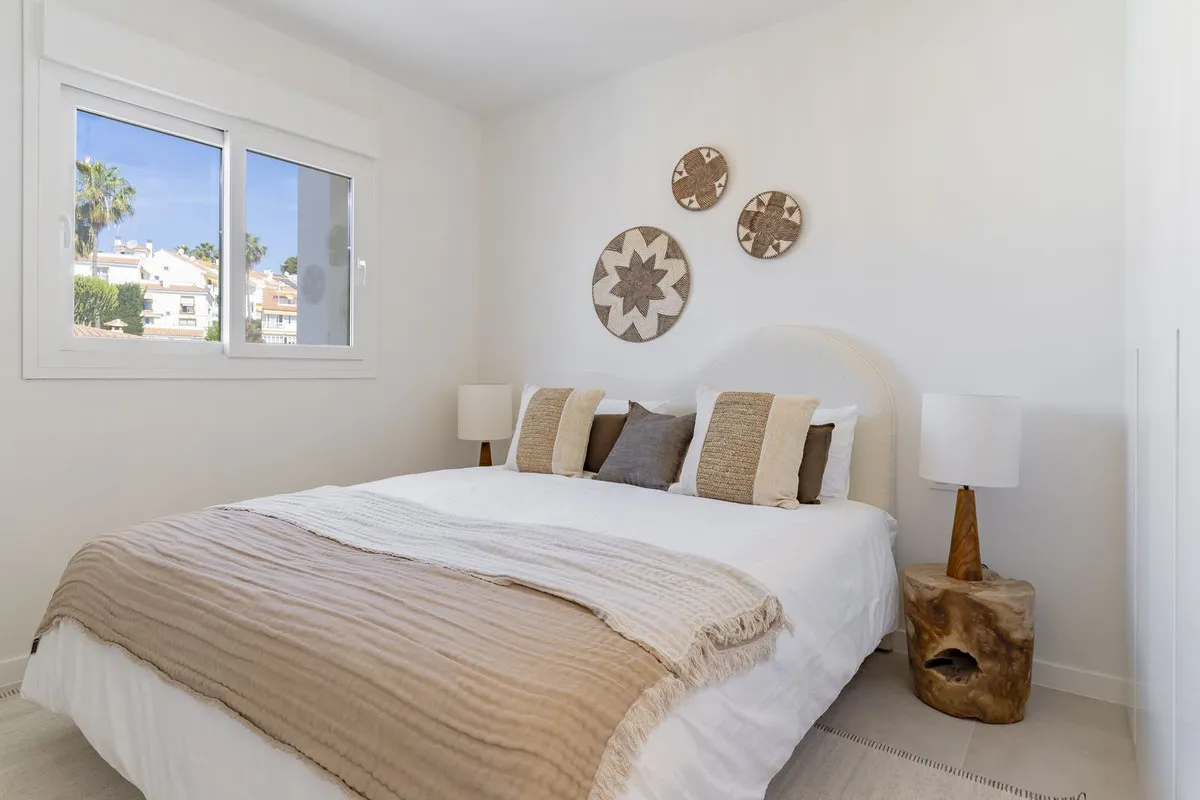 f3d7cbc4-4ba4-4b55-8041-0a412558bf29