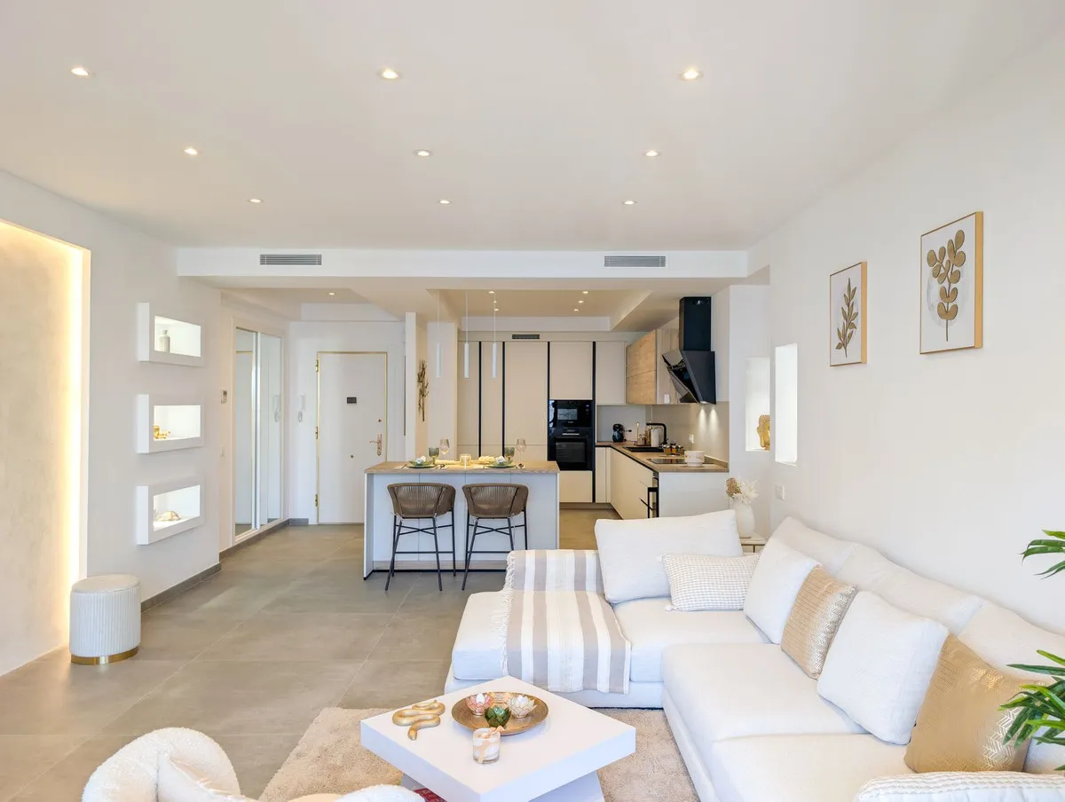 88fed06d-9b98-453f-804f-3e1f584d93c8