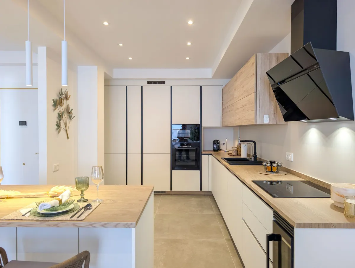 8ddb681d-2811-43e3-9990-8cb626452a49