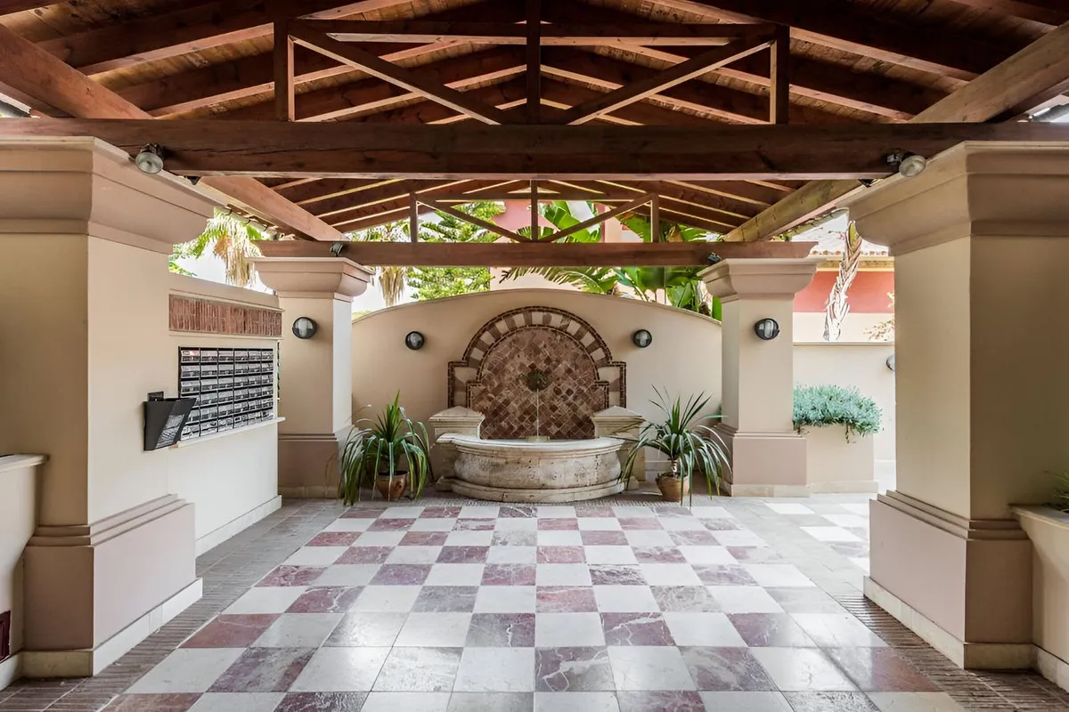 9b7469f9-9599-4545-bd35-5238293d1fe0