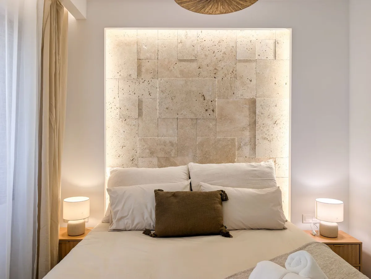 c28d7460-790f-400e-8e7c-19d3f0f38f68