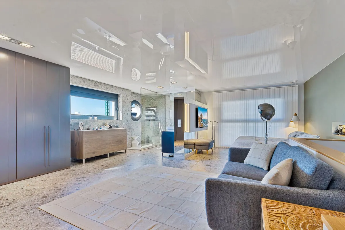 3e7326bc-8360-42ee-9cb4-a585f708d6f3