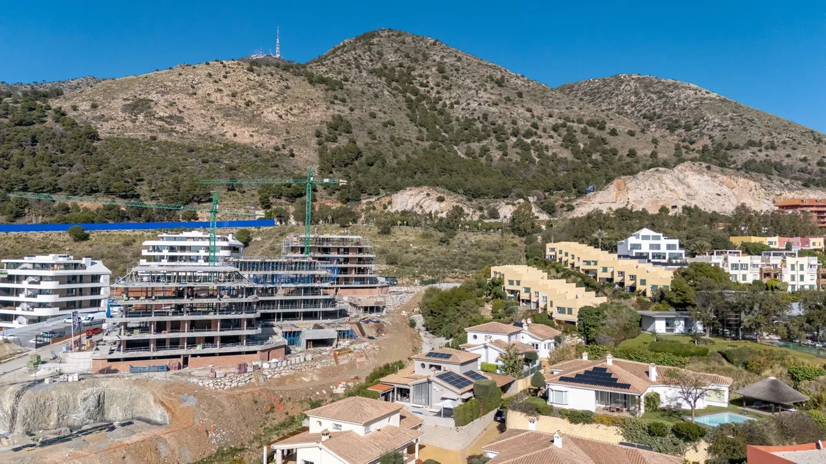 831f812d-ddb9-4c39-9322-93ff59e15b1d